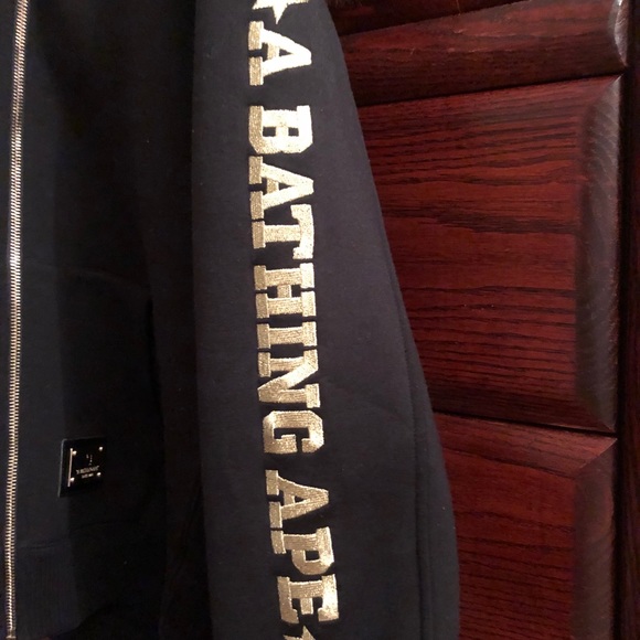 SOLD Bape x Travis Scott Black & Gold Shark Hoodie - Picture 10 of 15